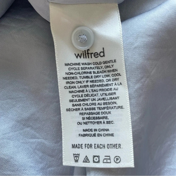 Wilfred Aritzia Bridgerton Satin midi Dress light gray smocked 22458 - Picture 11 of 13